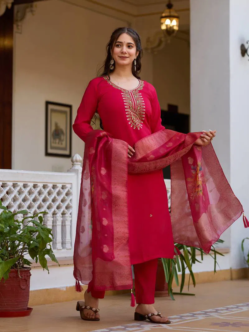 Hr 23 Viscose Chanderi Kurti Bottom With Dupatta Wholesale Suppliers In Mumbai