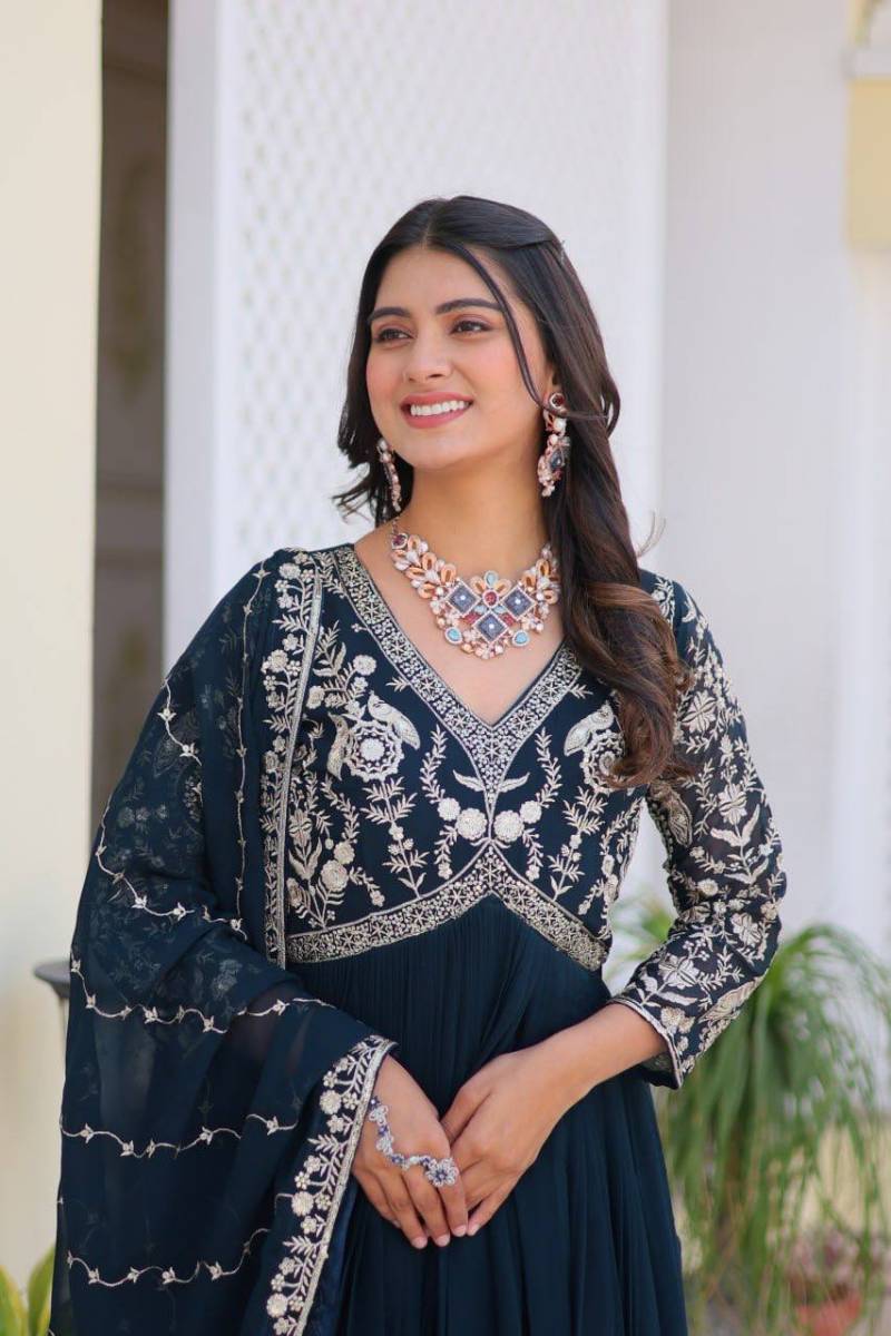 Sn 2396 Amazing Faux Georgette Gown With Dupatta Online Wholesale