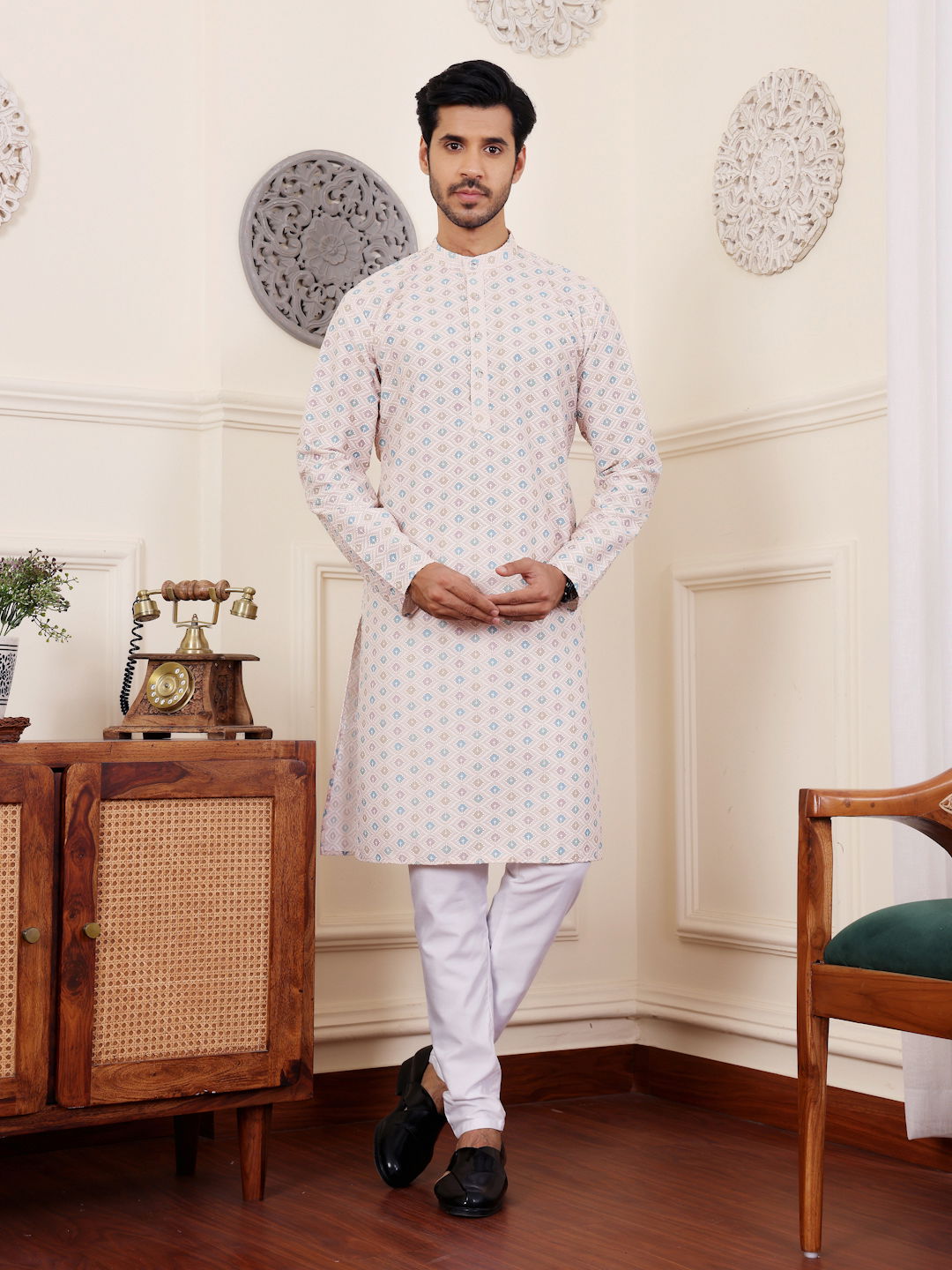 Rw Viscose Embroidered With Chikankari Work Kurta Pyjama Suppliers In India
