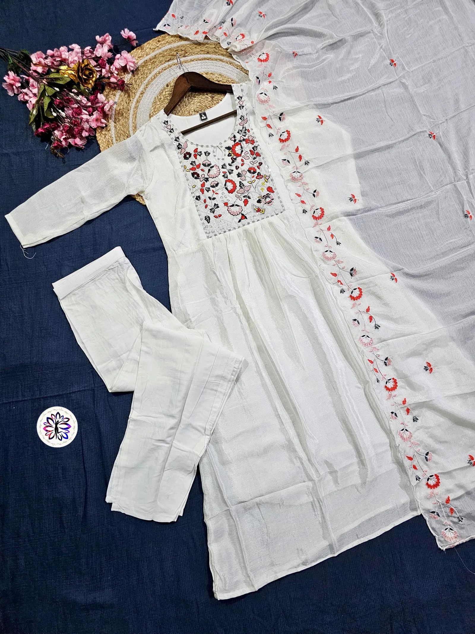 KF 4048 Kalaai Viscose Chinon Kurti With Bottom Dupatta Wholesalers In Delhi