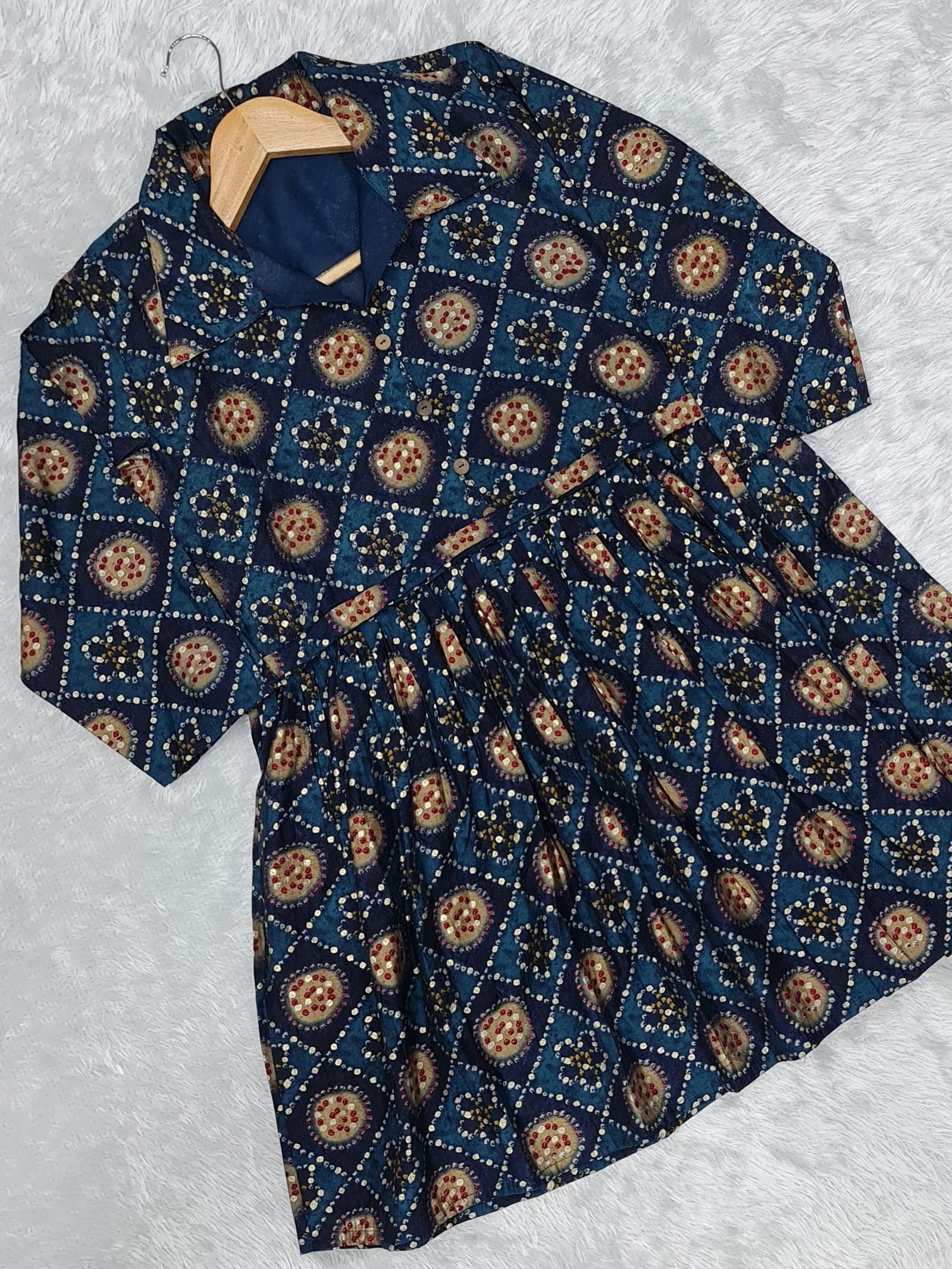 Mann Printed Chanderi Short Kurti With Bottom Catalog