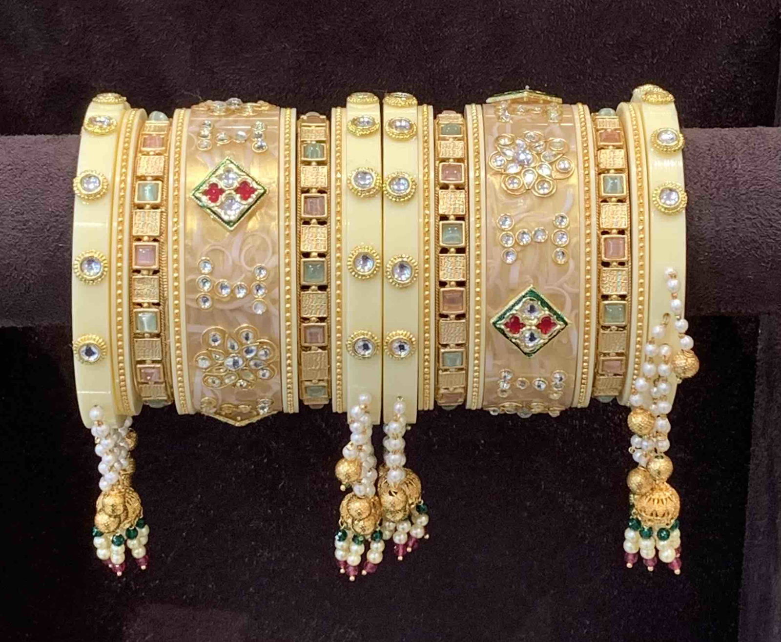 Nr Exclusive Kundan Bridal Bangles Catalog