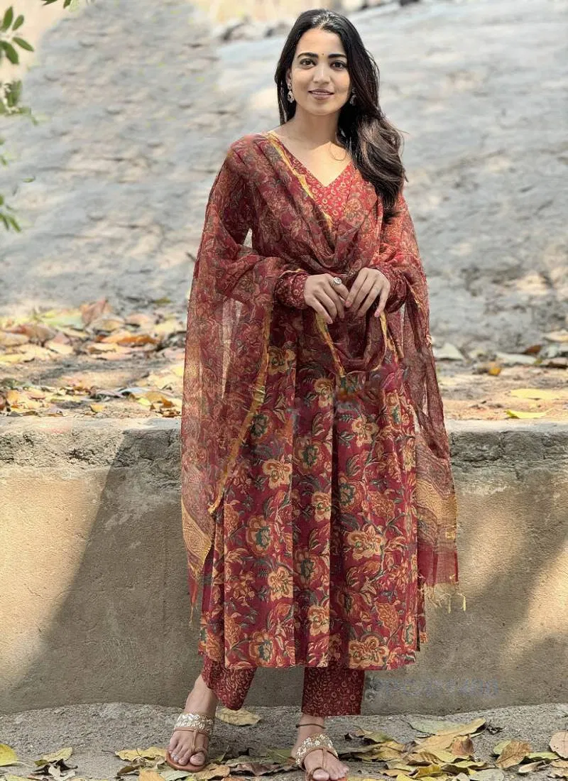 Dhruvi 301 Rayon Printed Kurti Bottom With Dupatta Bulk Orders In India