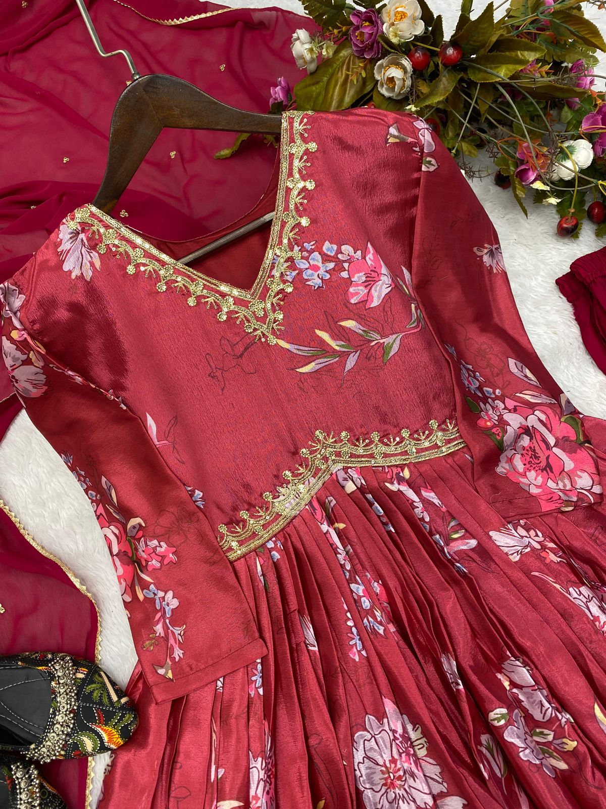 LG 1808 Long Kurti With Bottom Dupatta Wholesalers Clothing Supplier In India
