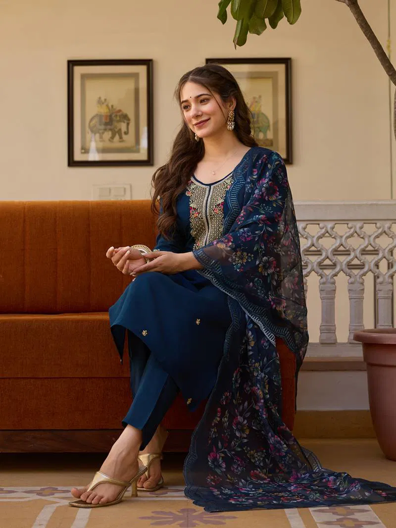 Hr 21 Viscose Chanderi Fancy Kurti Bottom With Dupatta Wholesale Price In Surat