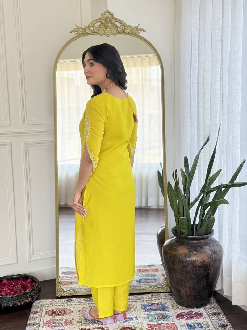 Dhuchandani 01 Viscose Chanderi Kurti Bottom With Dupatta Wholesale Clothing Distributors In India