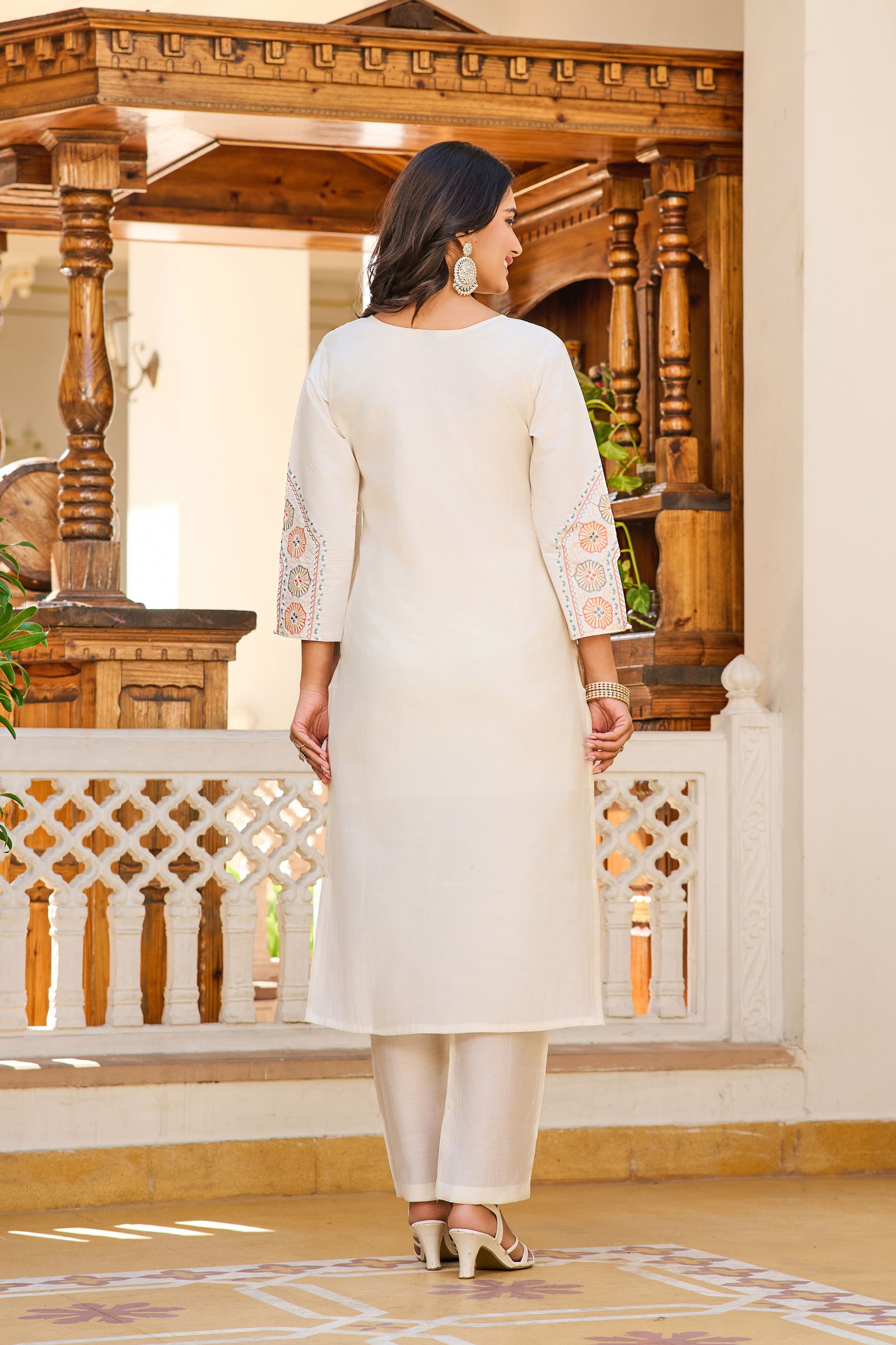 Nisha Vol 2 By An Bazaar Vetigun Kurti With Bottom Dupatta Orders In India