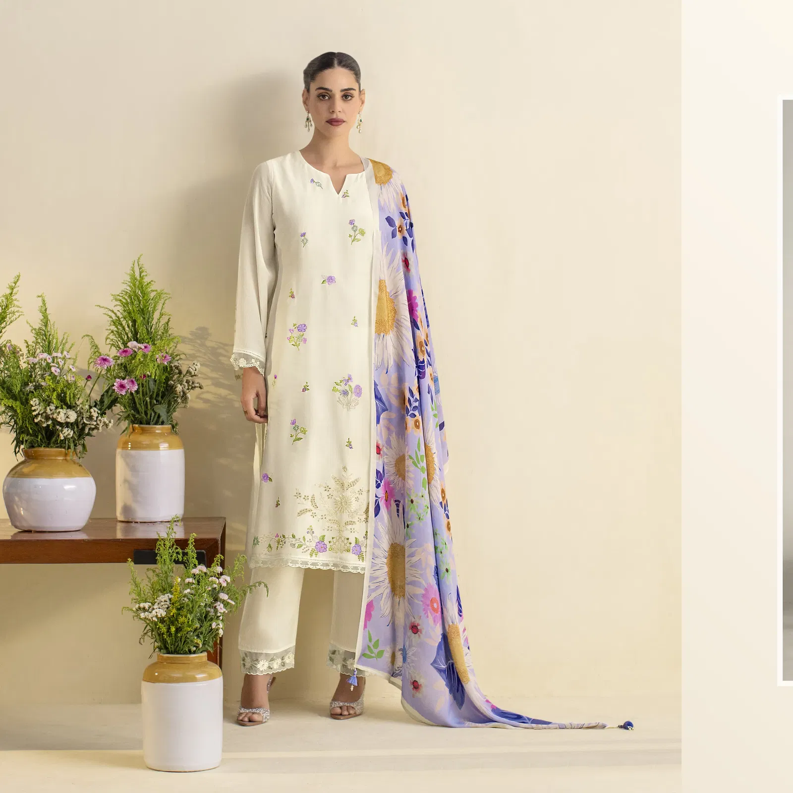 Surajmukhi Vol 22 By Kimora Sohani Lawn Salwar Suits Orders In India