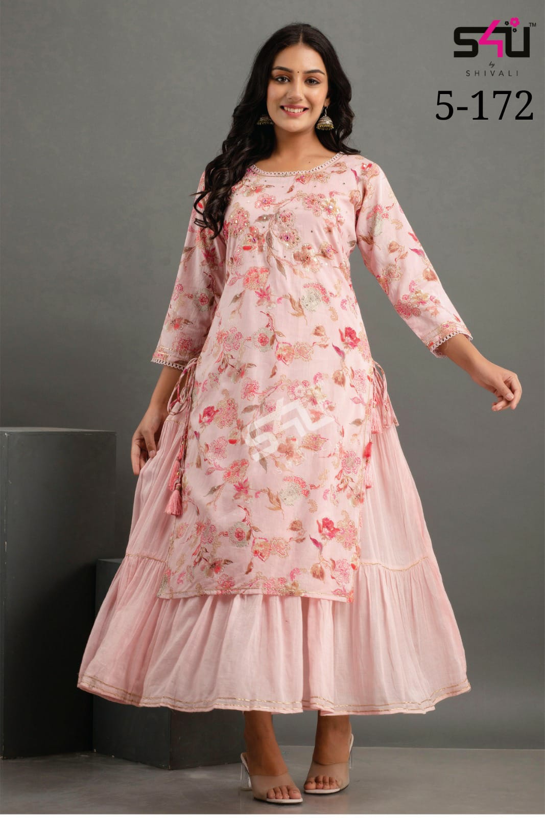S4u D No 5-172 Fancy New And Modern Style Designer Long Kurti Catalog