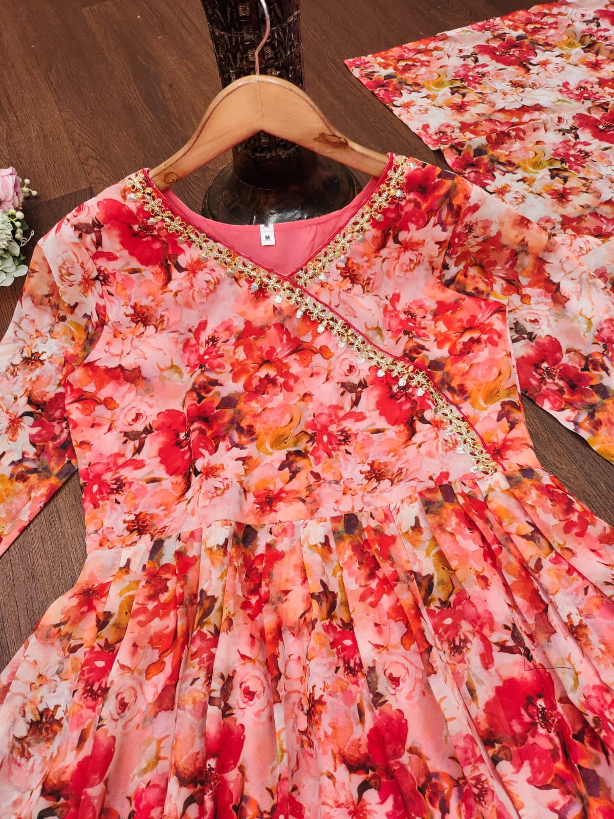Maxy Georgette Printed Kurti With Dupatta Catalog