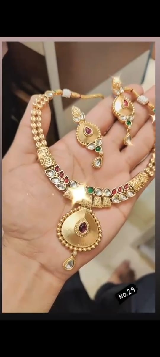 Accessories High Golden Antique Set Catalog
