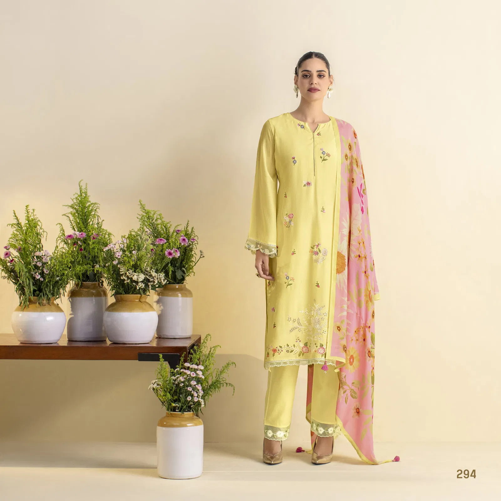 Surajmukhi Vol 22 By Kimora Sohani Lawn Salwar Suits Orders In India