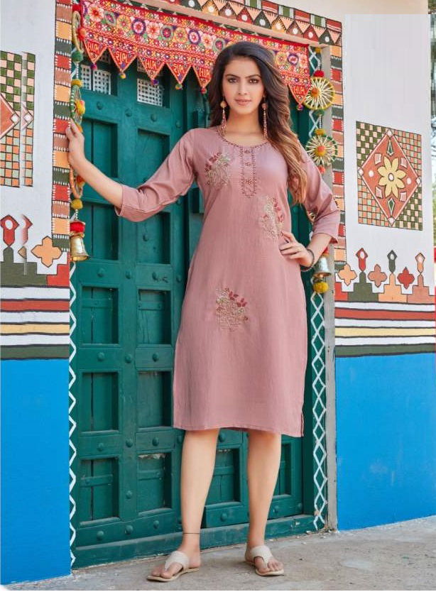 Rung Jessie Party Wear Heavy Chinon Silk Designer Kurti Collection