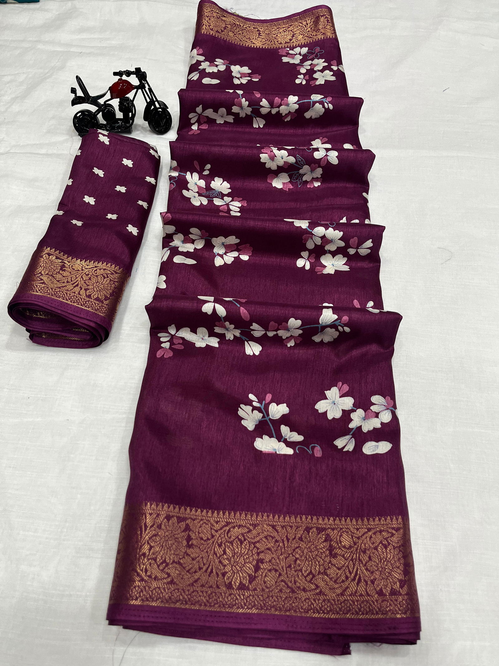 Wow Patola Special Dola Silk Sarees Wholesalers In Delhi