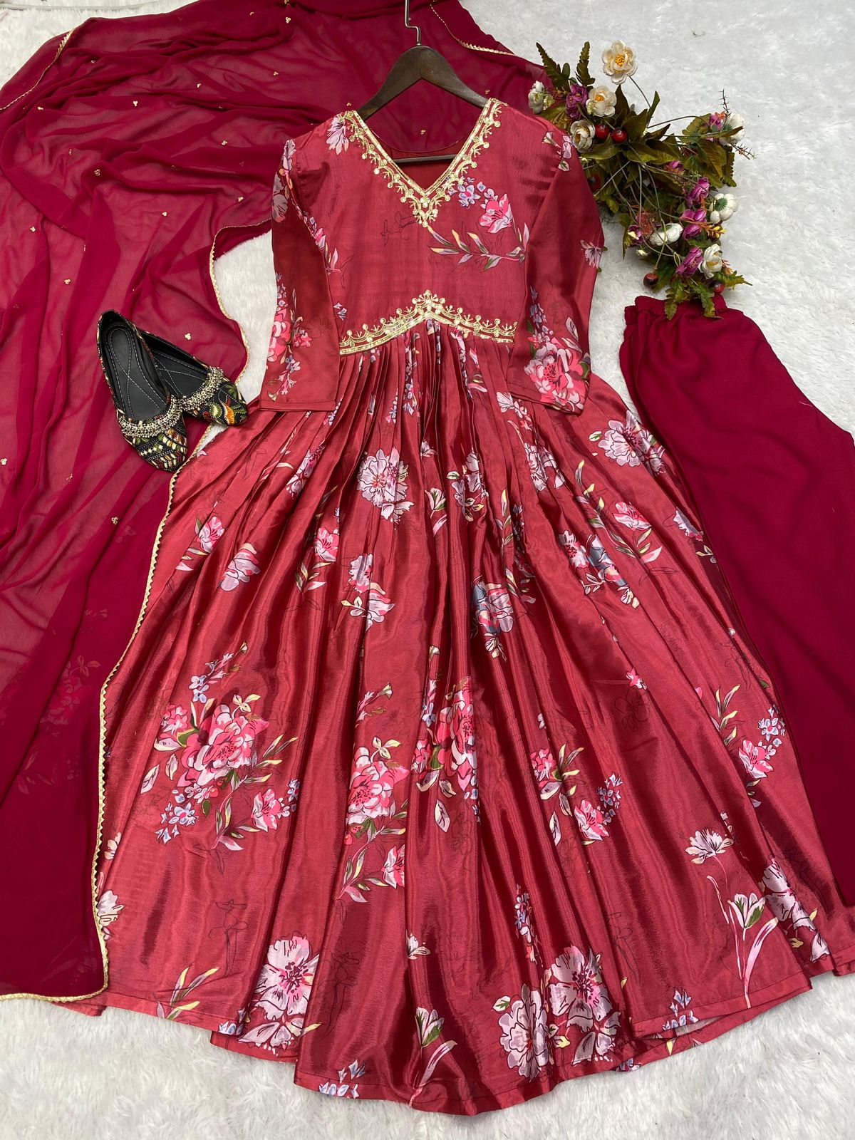 LG 1808 Long Kurti With Bottom Dupatta Wholesalers Clothing Supplier In India
