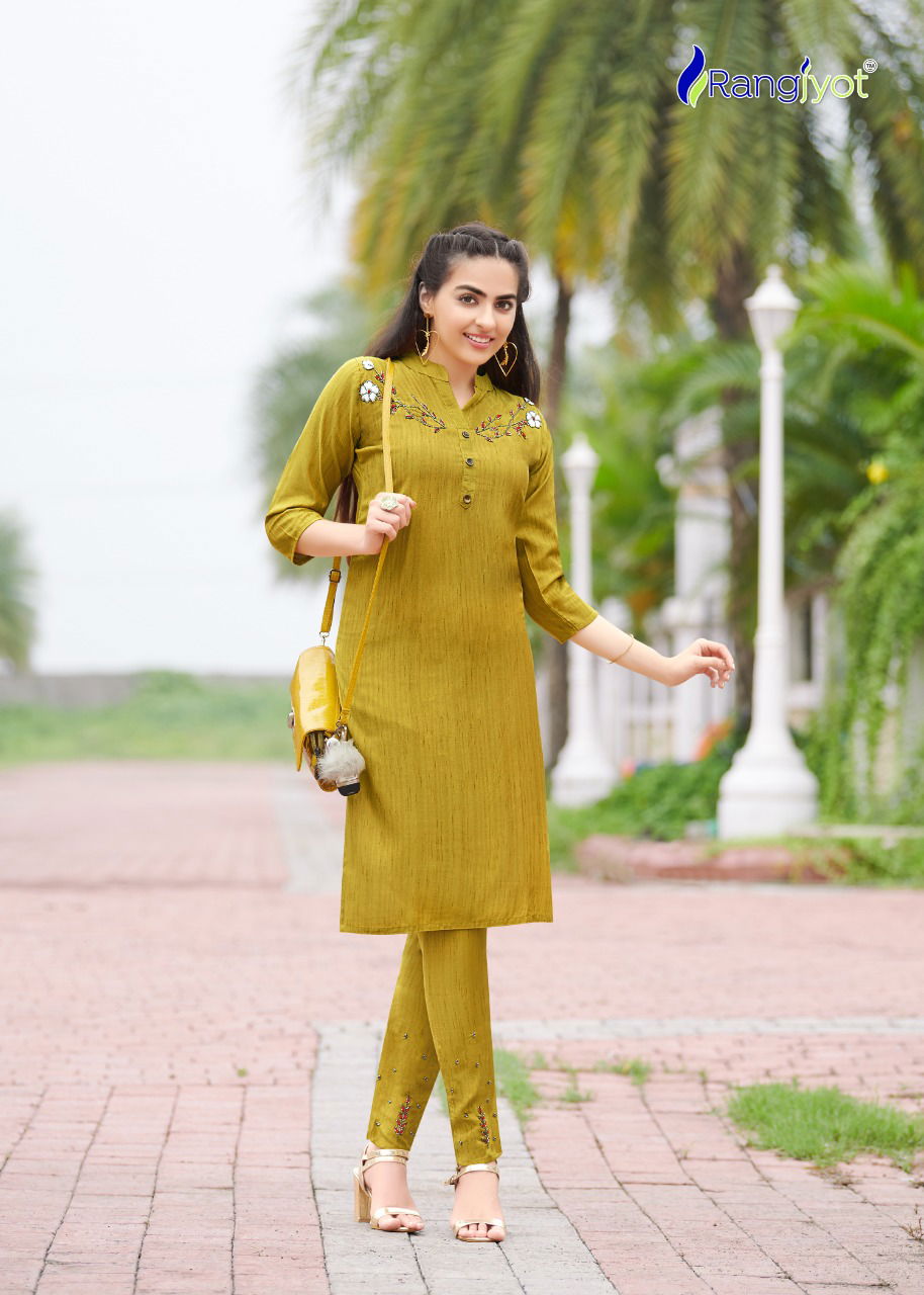 Rangjyot Aarohi 1 Ethnic Wear Rayon With Khatli Work Kurtis With Bottom Collection
