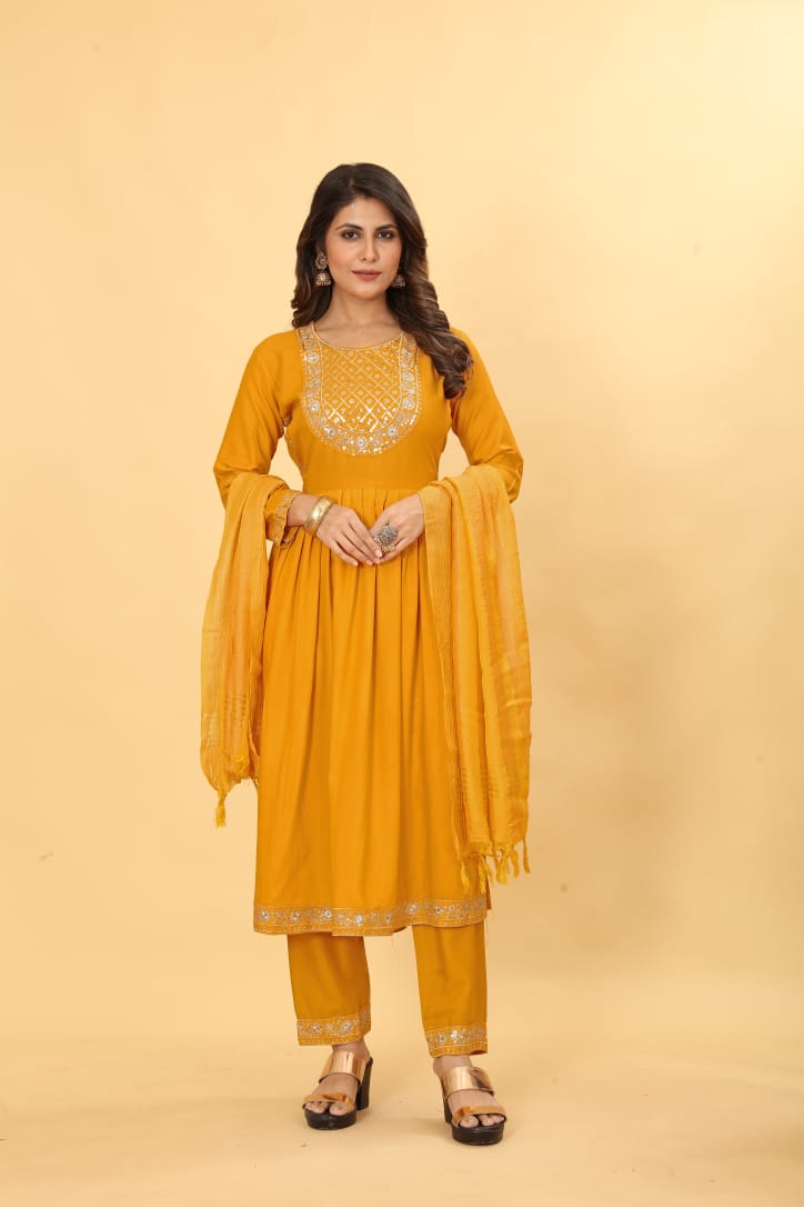 Shamal Reyon Naira Cut Kurti With Bottom Dupatta Suplliers In India