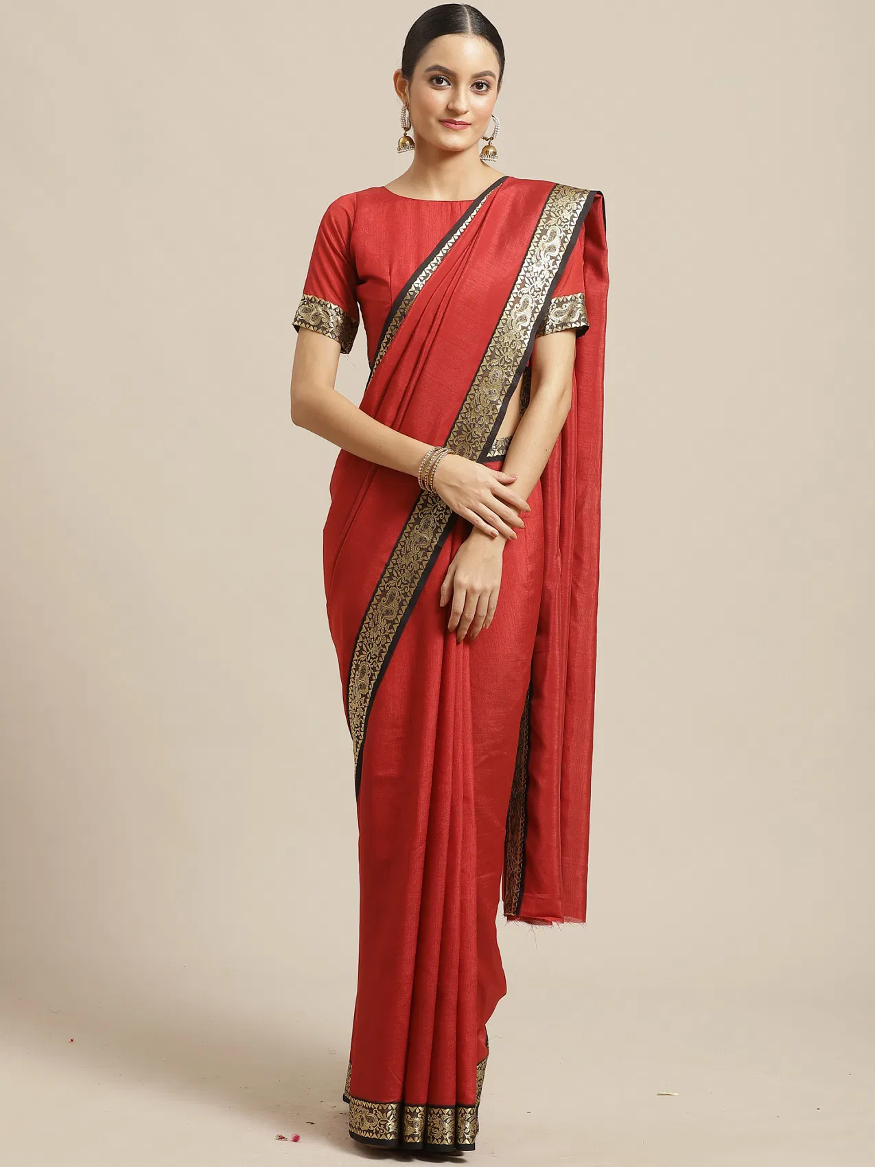New Collection Of Plain Georgette Saree With Golden Border 