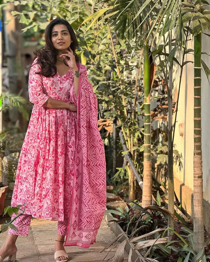 Vt Designer Kpd 9014 Alia Cut Cotton Printed Kurti With Bottom Dupatta Orders In India
