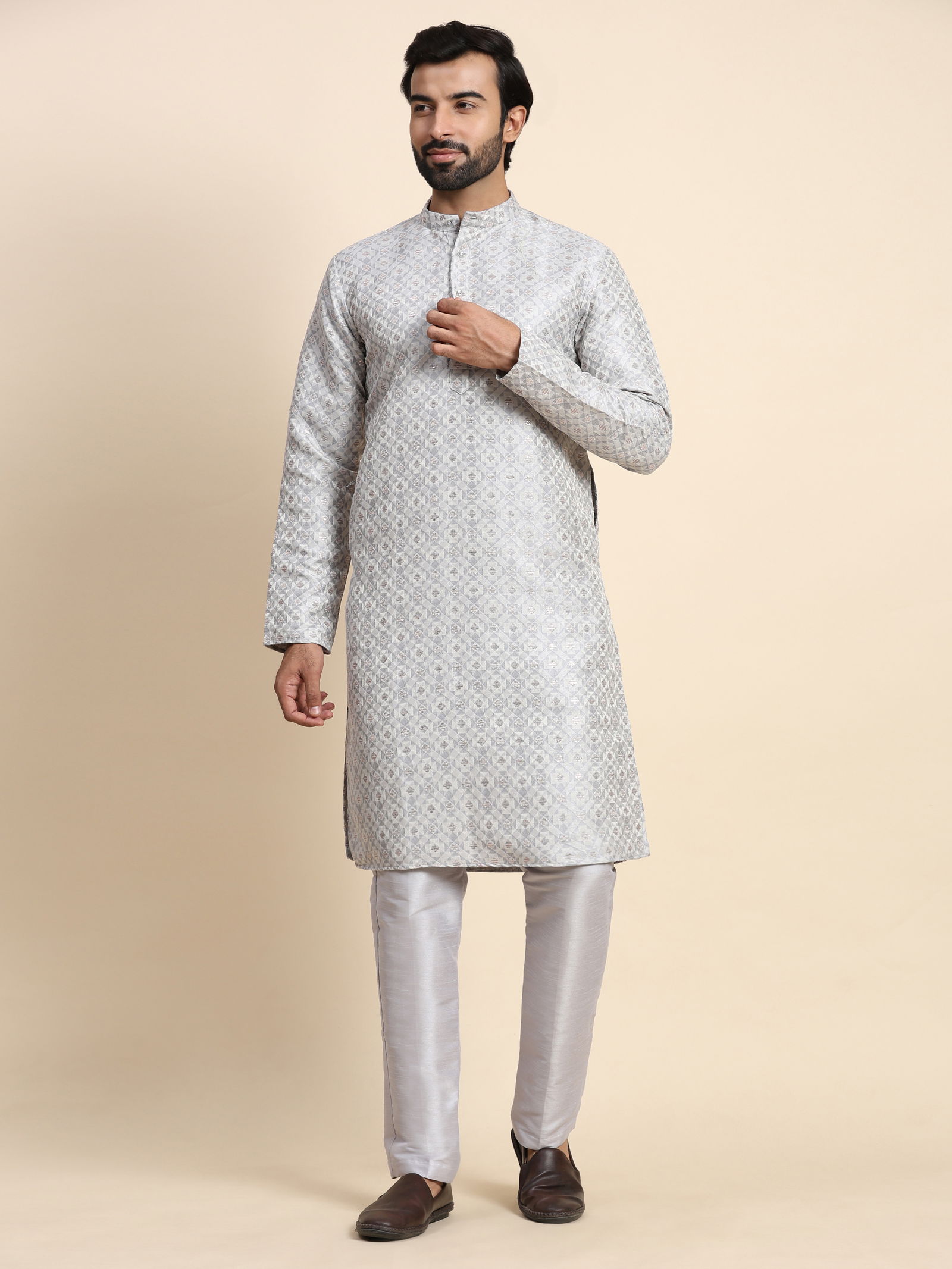 Rw Jacquard Kurta Pyjama Wholesale Clothing Distributors In India