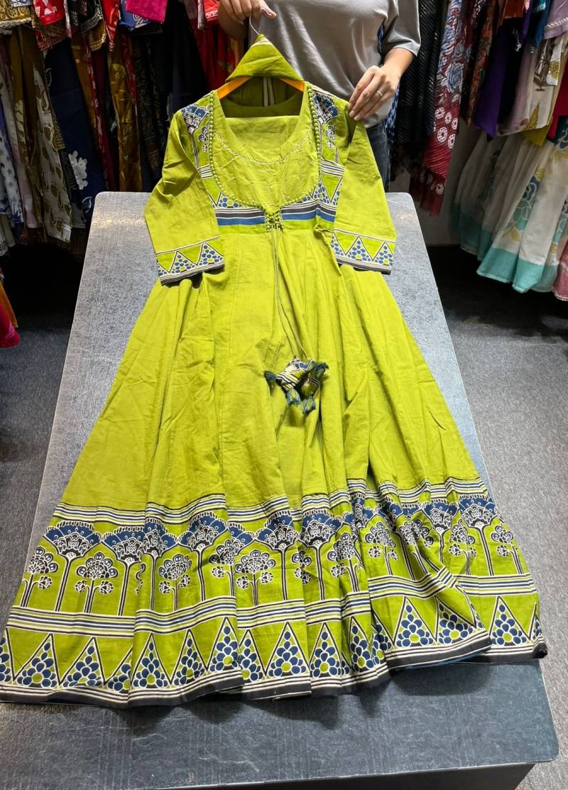Naisha K 13 Cotton Anarkali Fancy Kurti Bottom With Dupatta Wholesale Price In Surat