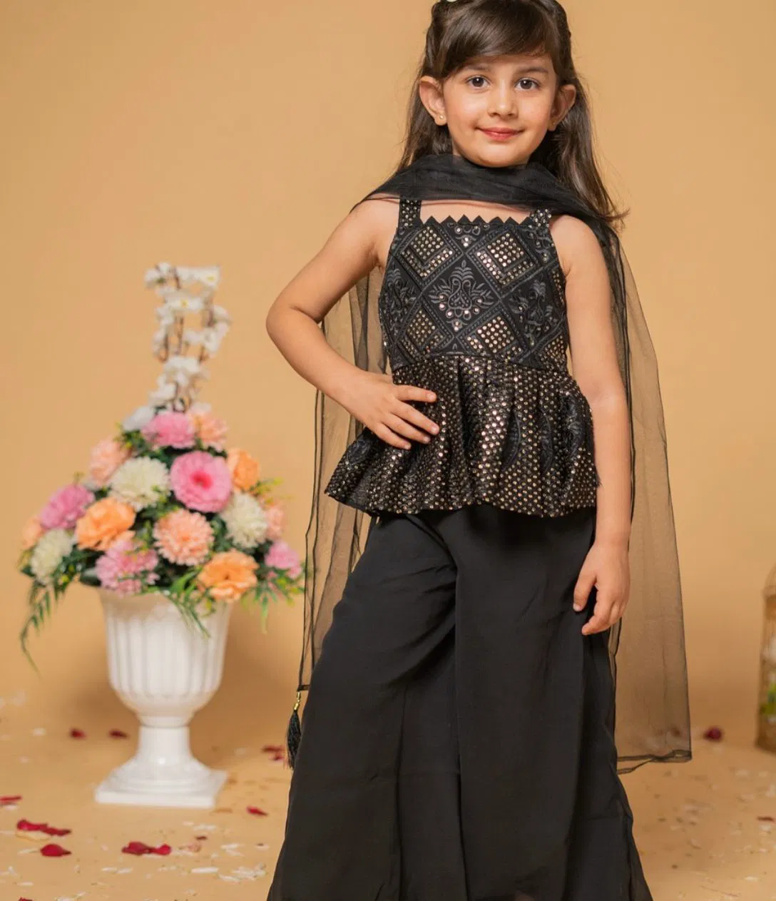 Oc 117 Kids Kediya Style Top Sharara With Dupatta Girls Wear Catalog