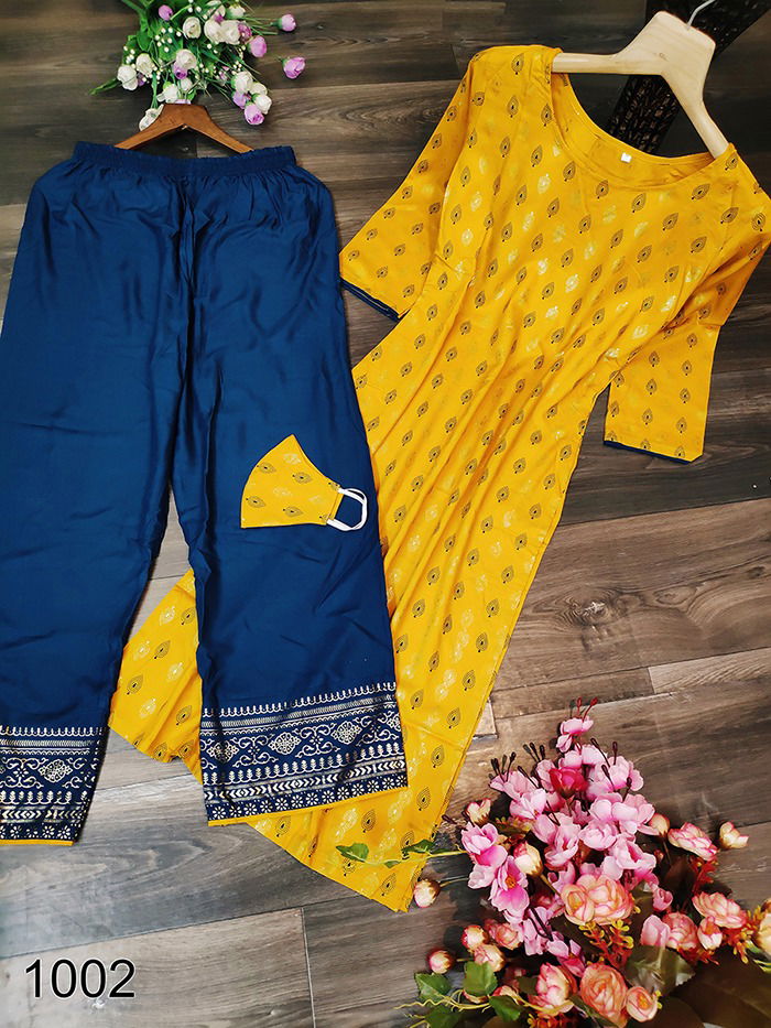 New Latest Designer Collection Of Festive Wear Foil Printed Kurtis And Plazzo With Mask 