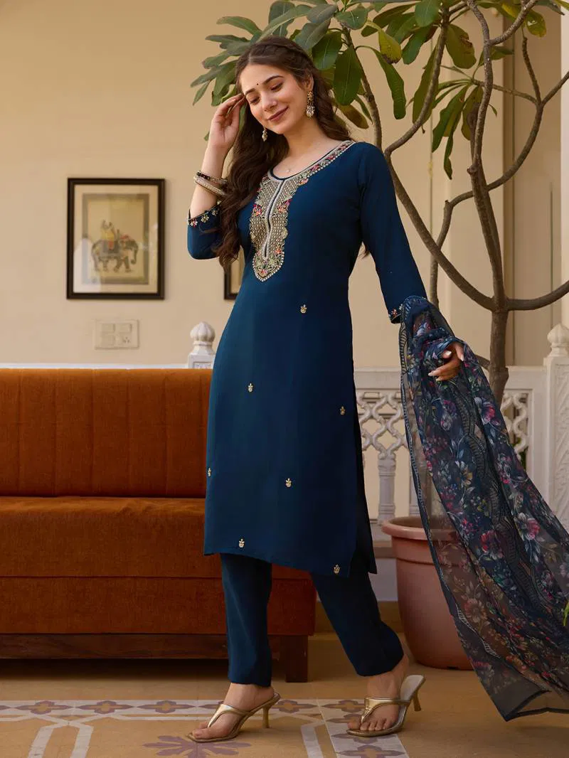 Hr 21 Viscose Chanderi Fancy Kurti Bottom With Dupatta Wholesale Price In Surat