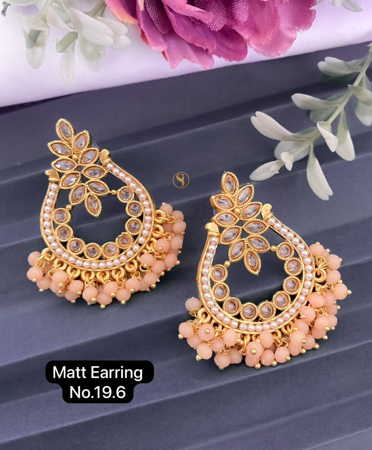 Buy online Gold Metal Drop Earrings from fashion jewellery for Women by  Spargz for ₹149 at 81% off | 2024 Limeroad.com