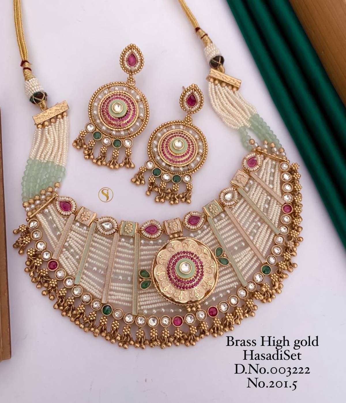 Gold Plated Jhumkas - Wholesaler & Wholesale Dealers in India