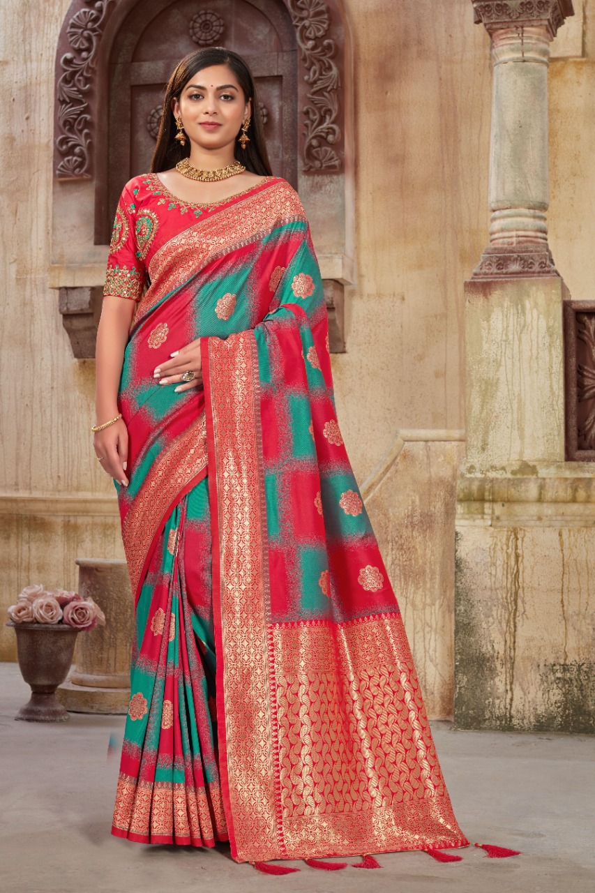 Buy Areca Designer's Inspirational Pink Color Silk Blend Floral Banarasi  Silk Saree For Women Online at Best Prices in India - JioMart.