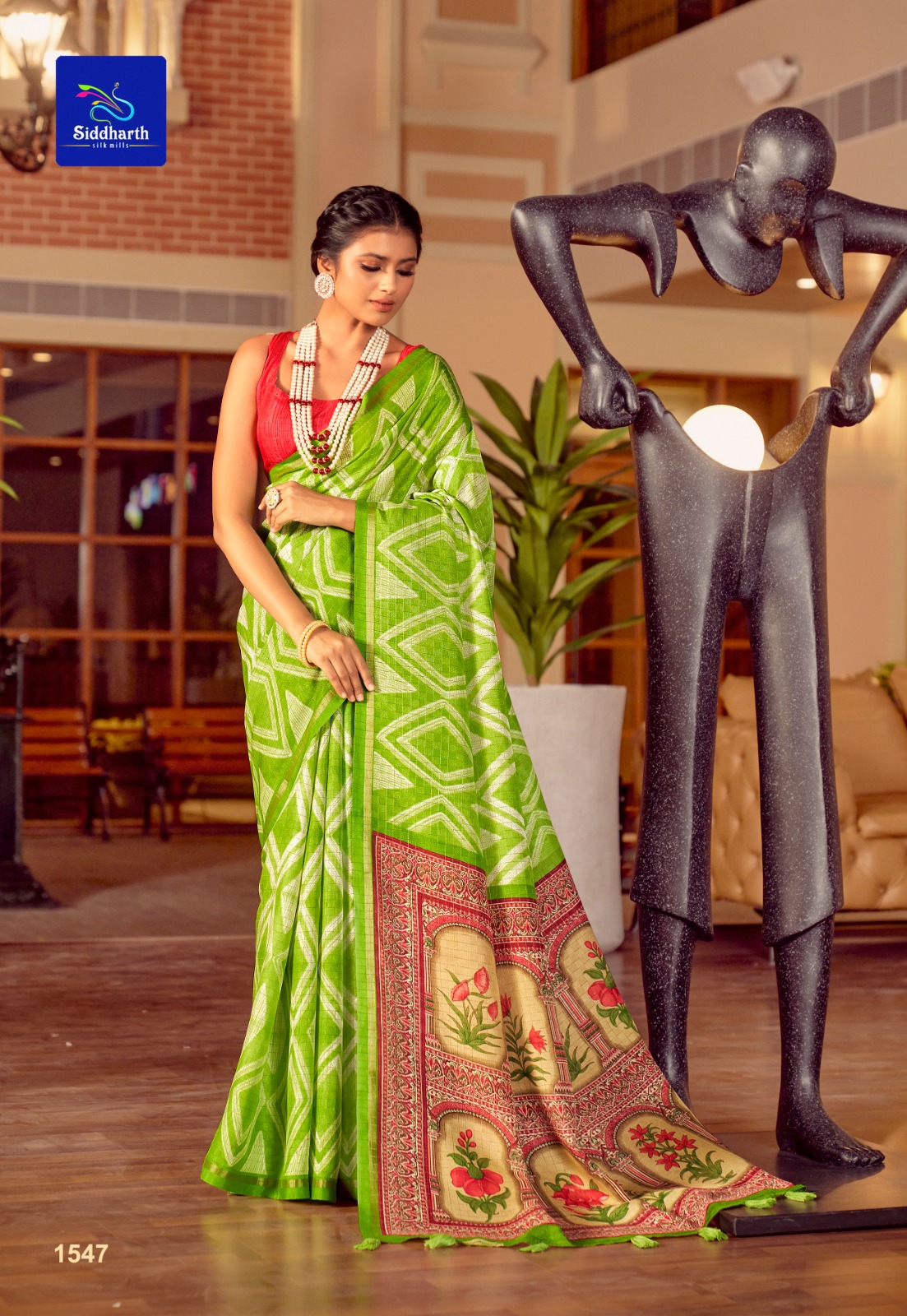 Buy sareya veela Daily Wear Women Green and Beige Checkered Art Silk Sarees  Online at Best Prices in India - JioMart.