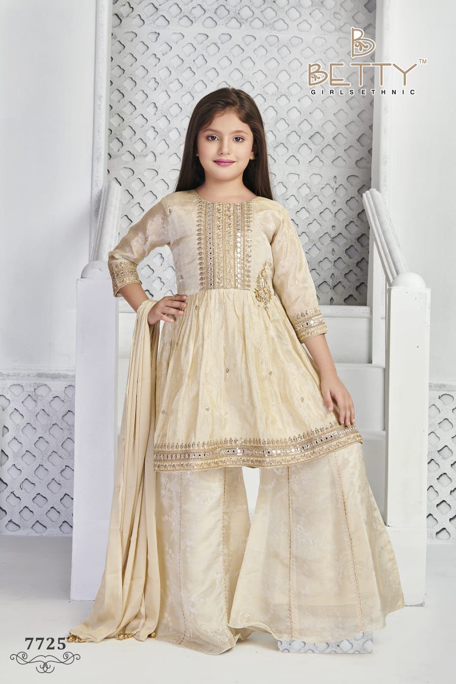 Buy Online Tilla Embroidered Silk Suits | Kashmiri Suits | Kashmir Box –  KashmirBox.com