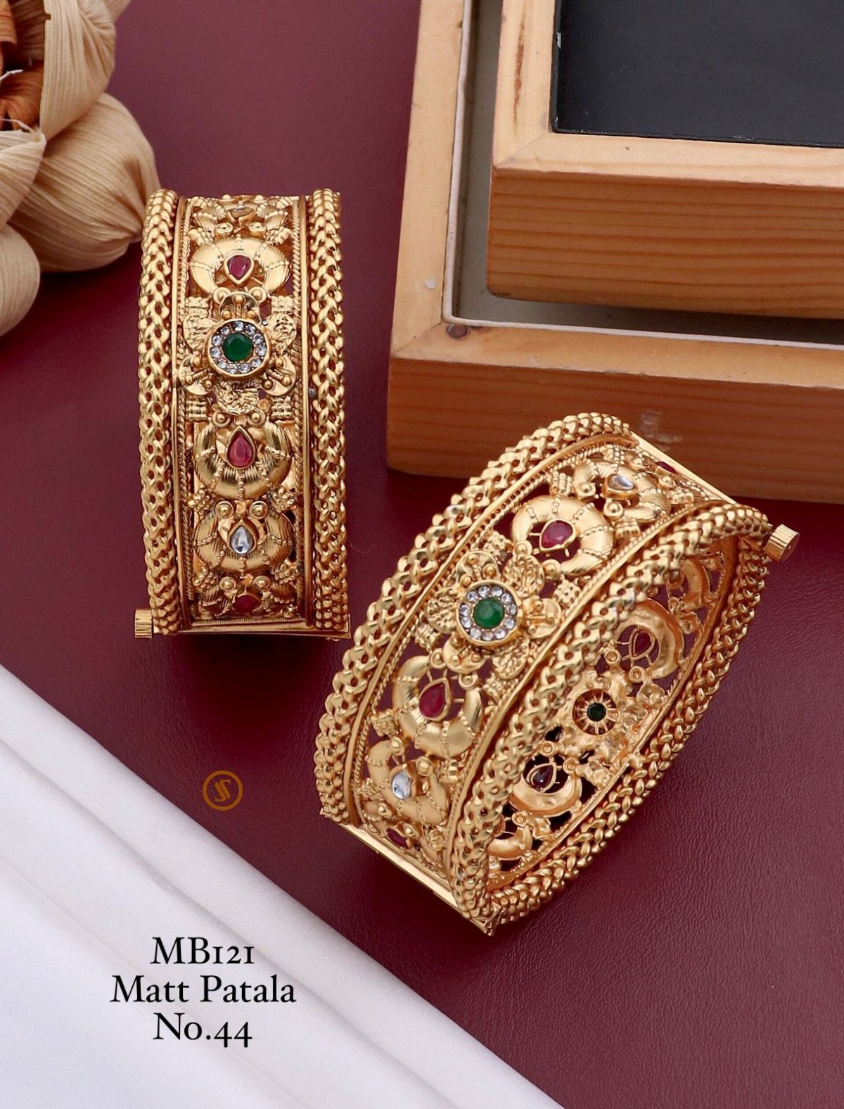 MB Designer Wedding Wear Matt Patla Type Bangles Catalog - The Ethnic World
