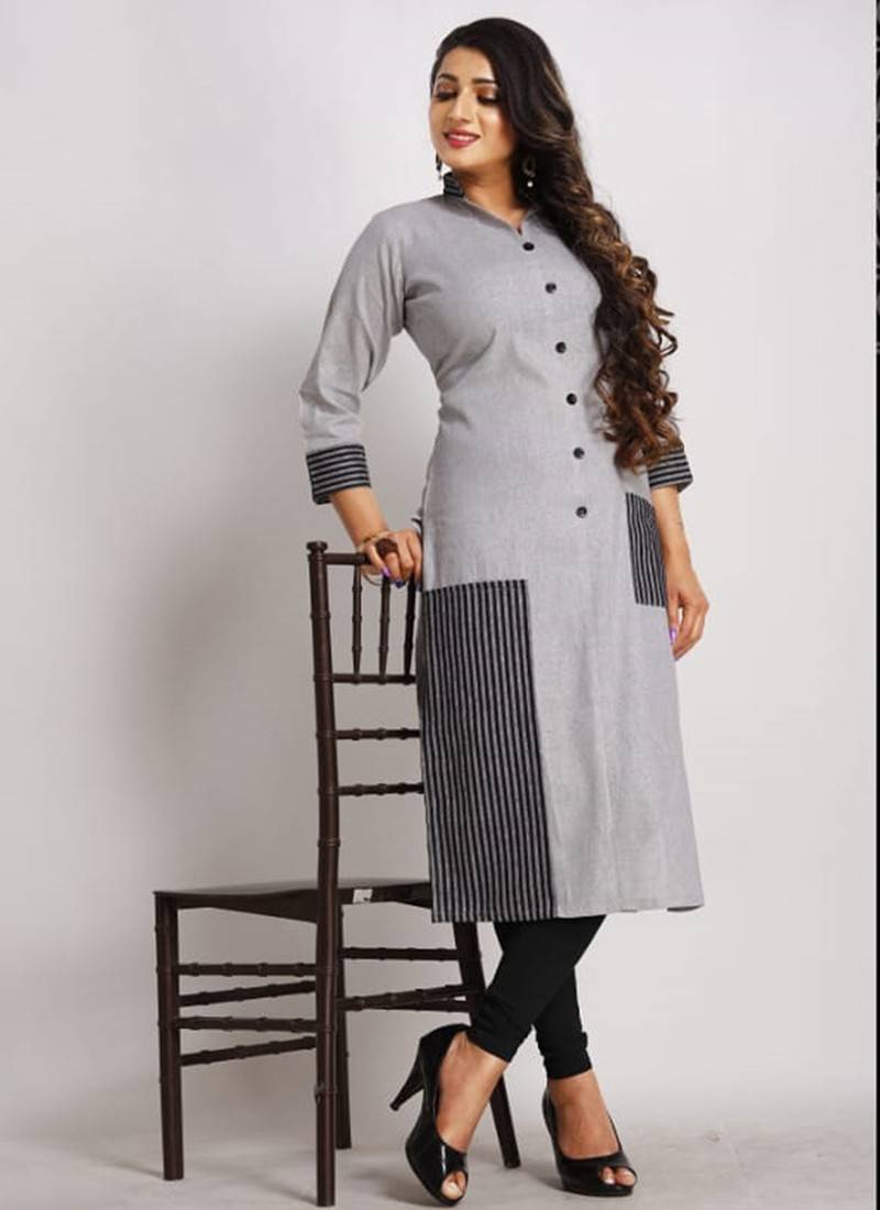 Hapurya Textile 3/4th Sleeve Ladies Designer Khadi Cotton Kurti, Size:  S-XXL, Wash Care: Machine wash at best price in Meerut
