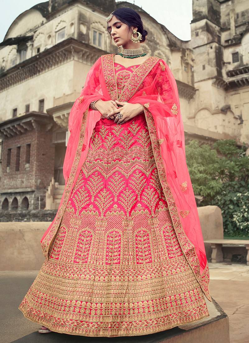 Crimson Red Silk Bridal Lehenga Choli With Heavy Thread Embroidery And Stone  Work | lovelyweddingmall.com