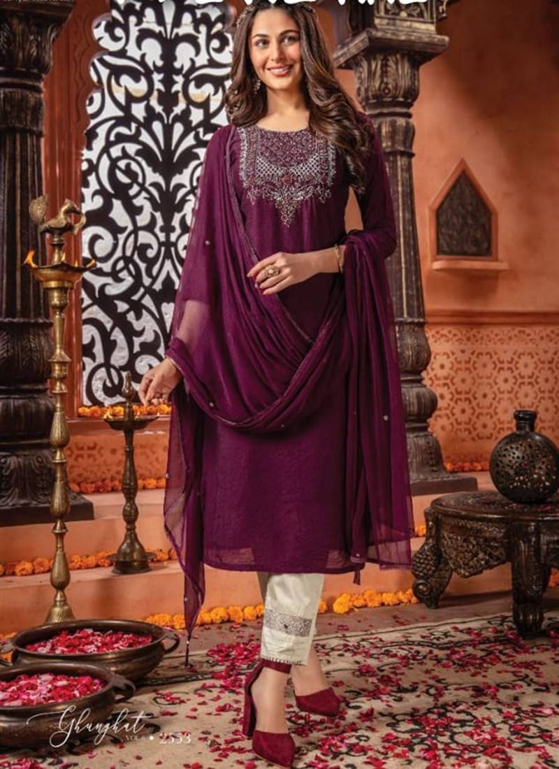 Indo Western Lakshita | Purple Embroidered Ethnic Dress – Explorviewwear