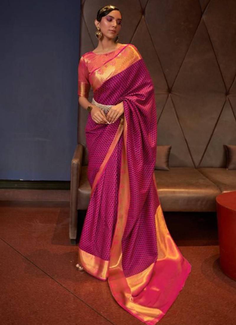 Designer Saree lichi silk Bridal Sarees, Saree Length: 5.5 m (separate  blouse piece), With Blouse at Rs 559 in Surat
