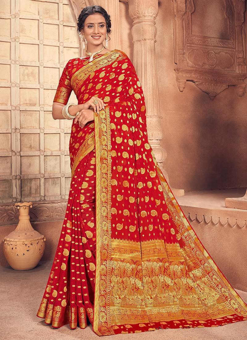 Red Heavy Border Traditional Saree In Banarasi Silk 4191SR09