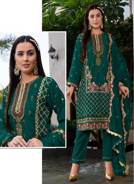 1092 Super Hit Georgette Embroidery Pakistani Suits Wholesale Shop In Surat
