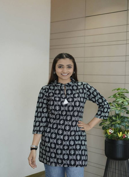 Tanyaa P 279 Fancy Cotton Casual Wear Ladies Tops Orders In India