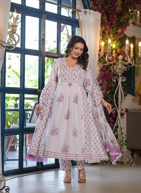 Tanyaa P 293 Mul Cotton Anarkali Kurti With Bottom Dupatta Exporters In India
