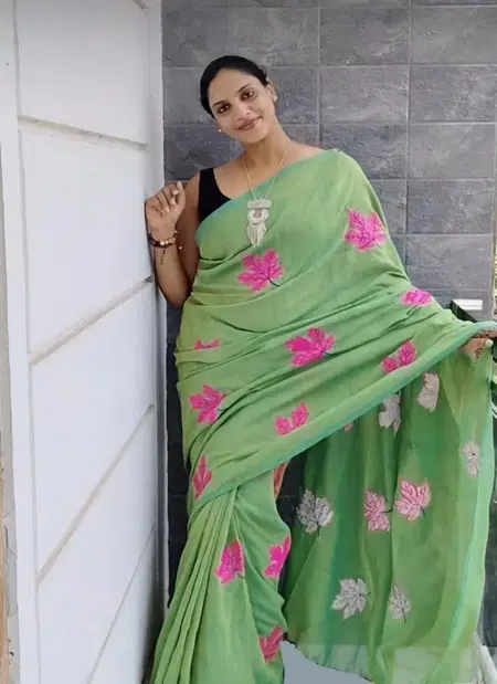 Sc Flora Leaf Linen Cotton Floral Printed Surat Fancy Saree Wholesale Market