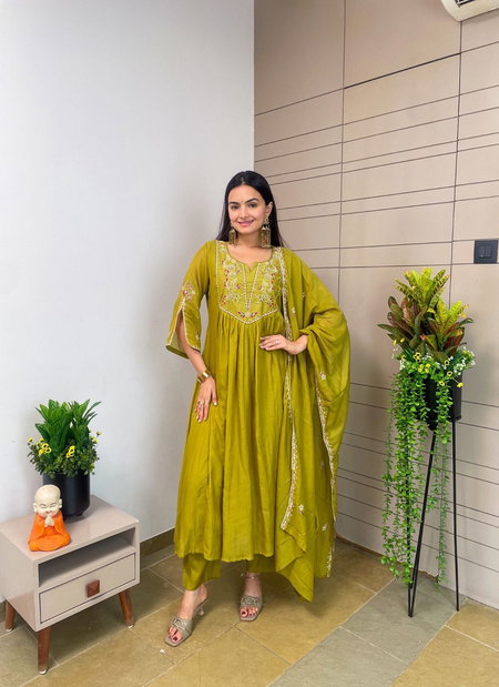 Tanyaa P 426 Chanderi Designer Kurti Bottom With Dupatta Set Exporters In India