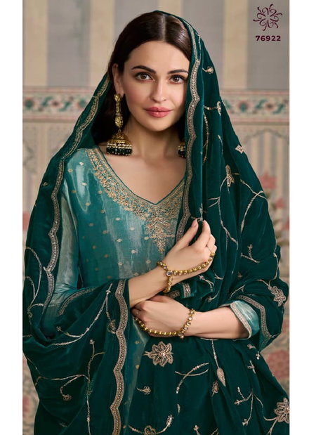 Sarita By Vinay Kuleesh Kanjivaram Silk Wholesale Salwar Kameez Suppliers In Mumbai
