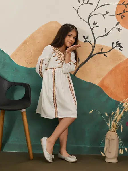 T 5081 A And B Jute Stylish Fancy Girls Wear Collection Wholesale Market In Surat With Price