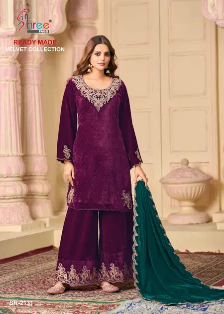 Sr 2131 A To D by Shree Velvet Zarkan Pakistani Salwar Suits Exporters In India