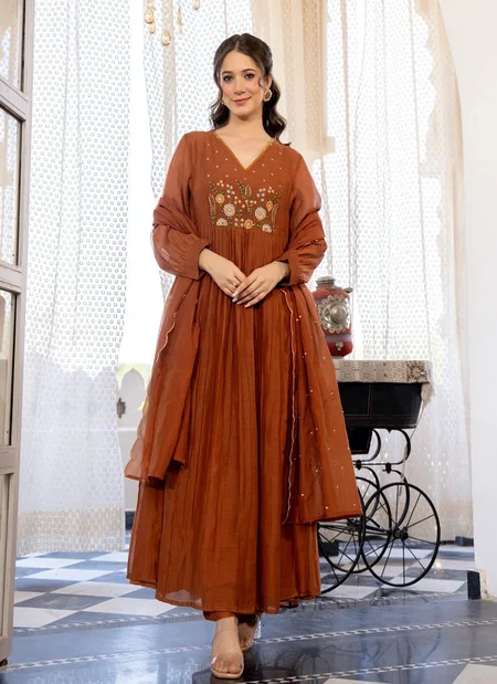 Av Silk Anarkali Style Kurti With Bottom Dupatta Bulk Orders In India