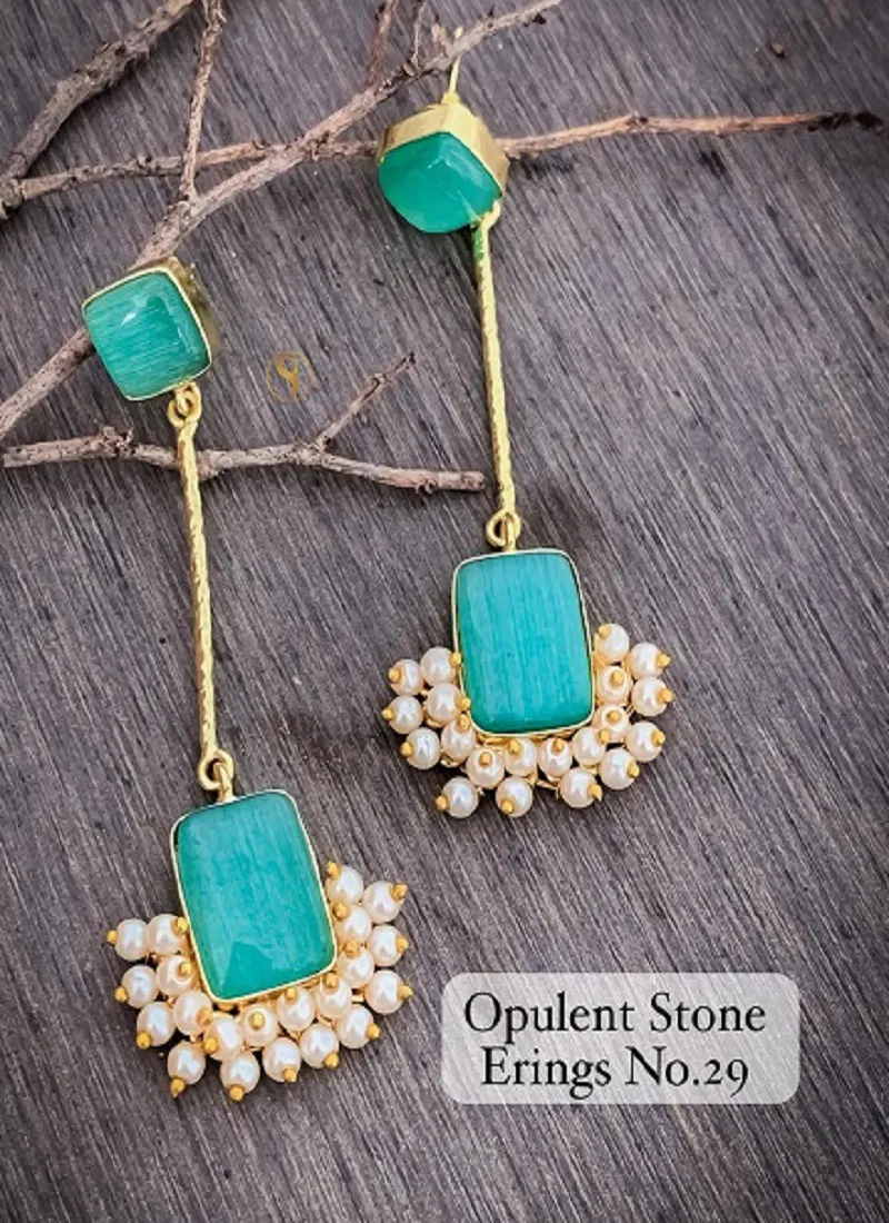 4 Designer Wedding Wear Opulent Stone Earrings Manufacturers
