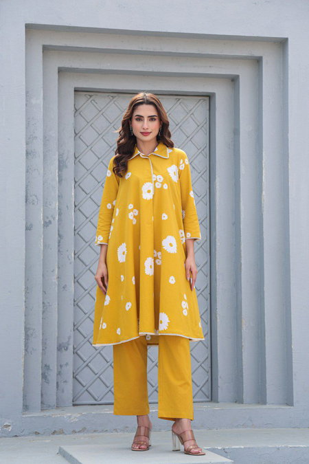 Tanyaa P 412 Fancy Collar Cotton Printed Kurti With Bottom Wholesale Online